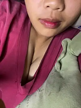 Snapshot of -Mymy_ chatting on June 29, 2:28 pm -Mymy online show from June 29, 2:28 pm