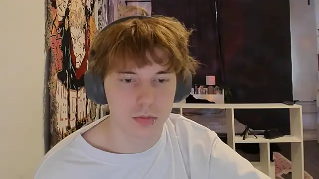 Benjamin Bo online show from June 18, 8:13 am