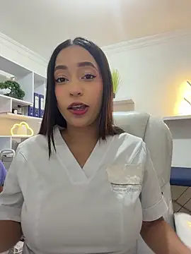 Mia Alanna online show from July 17, 7:44 pm