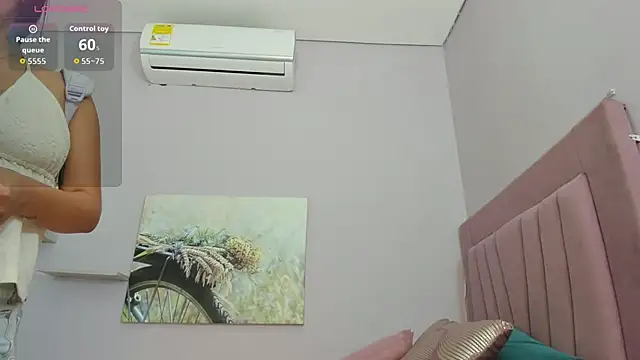 ABBY STONNEE  online show from July 15, 12:23 pm