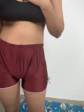 Kyaara sexy6 online show from July 18, 9:40 am
