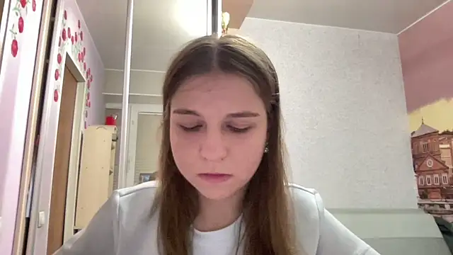 HwaTrippel online show from August 1, 5:11 pm