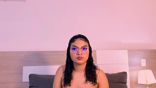 MelodyAlvarez online show from July 10, 11:54 am