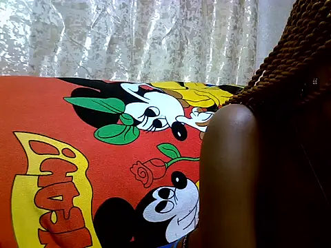 Prettybunnyy online show from June 19, 7:30 pm