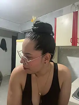ColombianSexyCouple  online show from July 8, 7:20 am