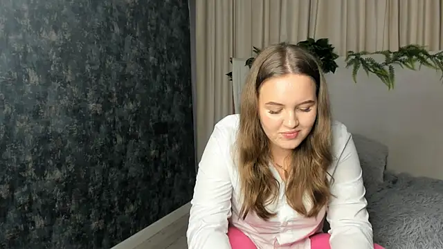 MissBadTiming online show from June 24, 5:44 pm