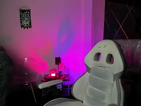 im bunny 1 online show from June 16, 1:44 pm
