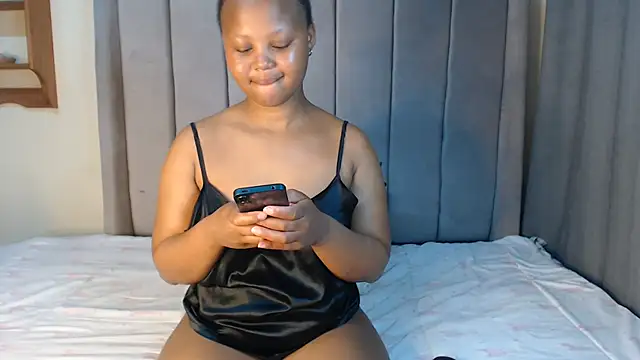 Kimmberly Slut online show from July 28, 8:52 pm
