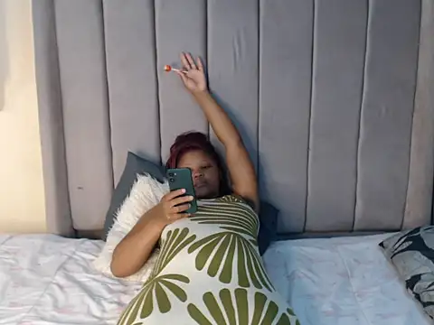 Kimmberly Slut online show from July 9, 7:24 pm