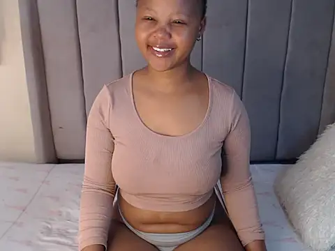 Kimmberly Slut online show from July 8, 9:10 am