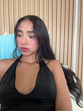 sofi-jimenez online show from July 9, 11:20 am