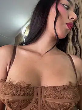 sofi-jimenez online show from July 10, 11:21 am