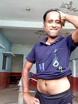 aashu8839 online show from June 19, 2:06 am