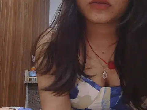 Snapshot of Aleena_Singh chatting on June 17, 3:00 pm Aleena Singh online show from June 17, 3:00 pm