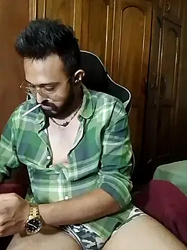 Snapshot of freakkydessi chatting on July 14, 9:10 pm freakkydessi online show from July 14, 9:10 pm
