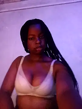 Snapshot of dark_divah chatting on June 17, 6:35 am dark divah online show from June 17, 6:35 am