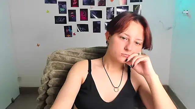 Dilara Kiss  online show from August 5, 5:23 am
