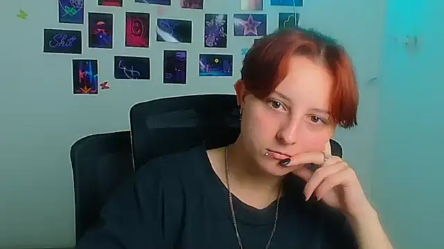 Dilara Kiss  online show from June 17, 12:15 pm