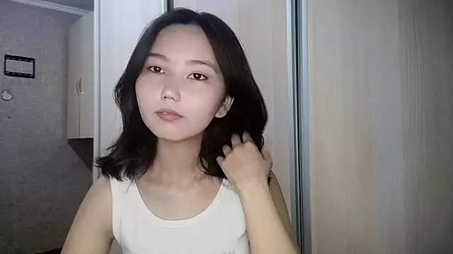 Snapshot of SusieSkepple chatting on June 20, 12:43 pm SusieSkepple online show from June 20, 12:43 pm