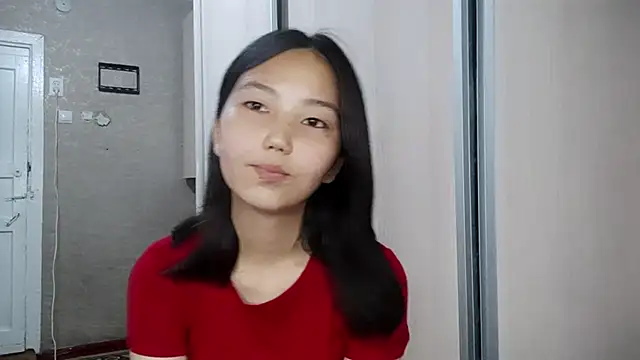 Snapshot of SusieSkepple chatting on July 1, 12:05 pm SusieSkepple online show from July 1, 12:05 pm