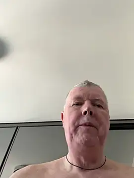 cumboy online show from March 18, 11:33 am