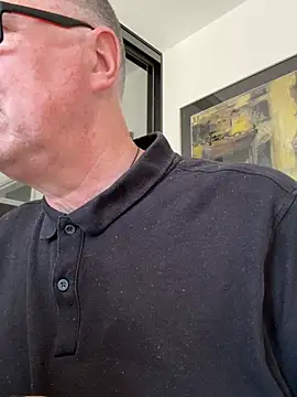 Snapshot of cumboy chatting on April 23, 2:40 pm cumboy online show from April 23, 2:40 pm