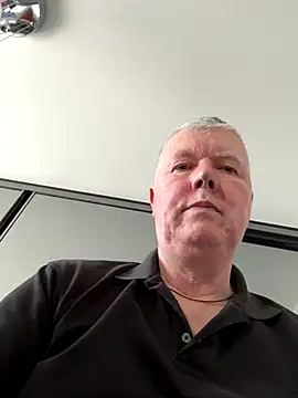 cumboy online show from December 15, 1:06 pm