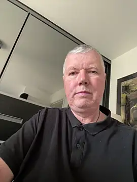 Snapshot of cumboy chatting on May 15, 11:52 am cumboy online show from May 15, 11:52 am