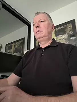 cumboy online show from December 17, 12:22 pm