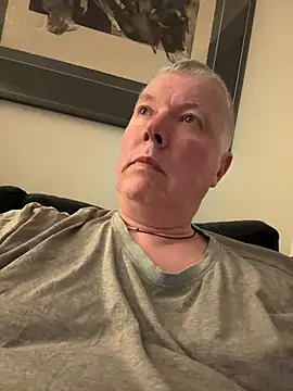 Snapshot of cumboy chatting on May 1, 10:48 pm cumboy online show from May 1, 10:48 pm
