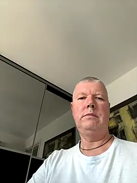 cumboy online show from September 22, 12:00 pm