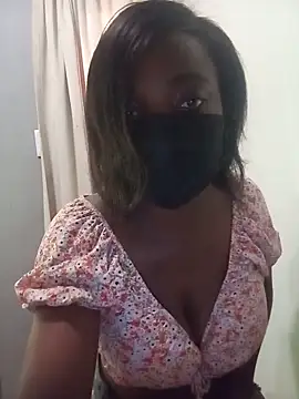Snapshot of muskedhottie chatting on June 20, 10:20 am muskedhottie online show from June 20, 10:20 am