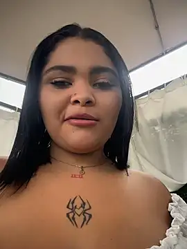 HoneyBunXXX online show from June 26, 1:17 pm