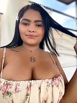 HoneyBunXXX online show from June 20, 1:05 pm