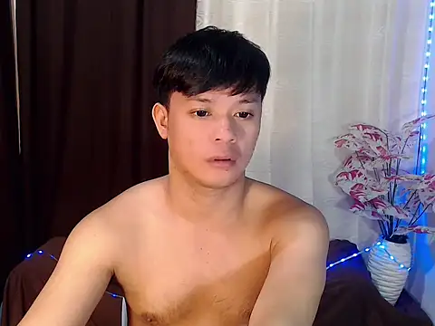 kingdomcum96 online show from July 22, 1:35 pm