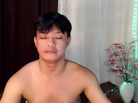 kingdomcum96 online show from August 7, 9:54 pm