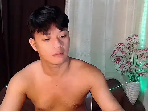 kingdomcum96 online show from July 19, 9:33 pm