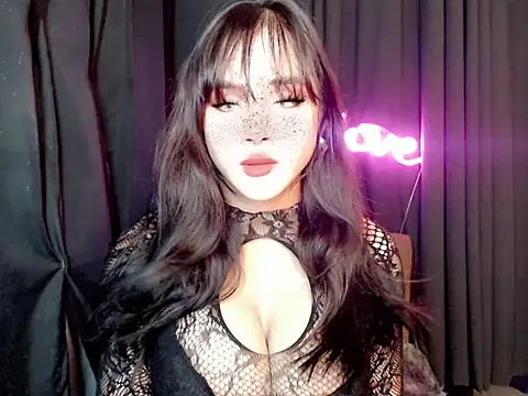 ExpensiveTiffanyxx online show from July 16, 10:45 am