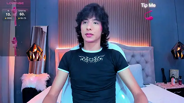 finn-04 online show from July 25, 1:28 pm