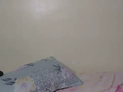 Snapshot of Tifa_amaliah chatting on July 18, 2:03 pm Tifa amaliah online show from July 18, 2:03 pm