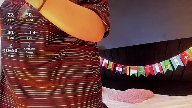 lunadoll18 online show from July 13, 4:34 am
