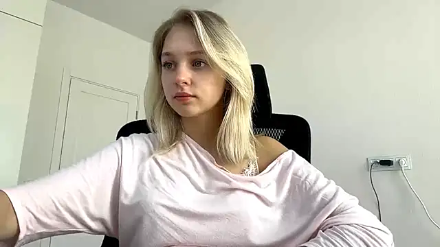 EveryoneEve online show from July 18, 6:55 am