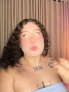 Doll Ivy online show from June 23, 3:15 am