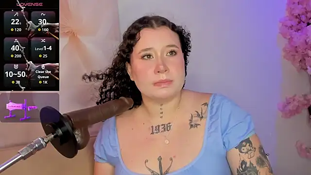 Doll Ivy online show from June 19, 3:45 am