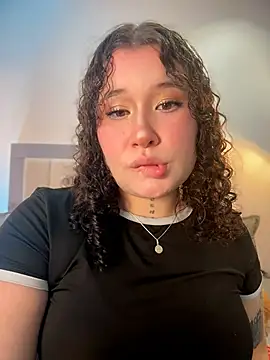 Doll Ivy online show from July 1, 3:07 am