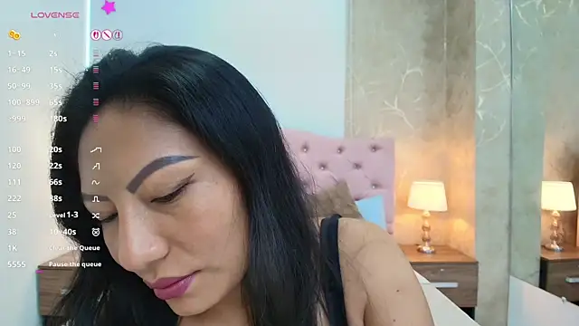 Snapshot of isis_choi chatting on July 8, 7:25 pm isis choi online show from July 8, 7:25 pm