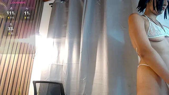 Sophie Mcgreen online show from July 6, 8:44 pm