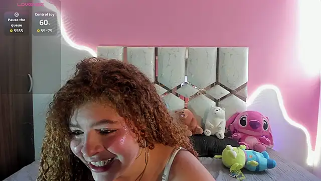Kiara velez online show from July 11, 12:49 pm