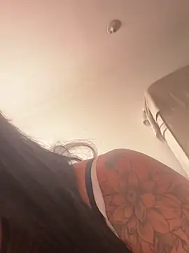 sophiagomezx online show from June 26, 7:31 pm
