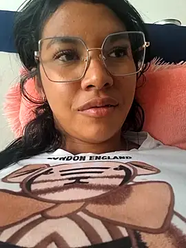 sophiagomezx online show from July 31, 8:39 pm